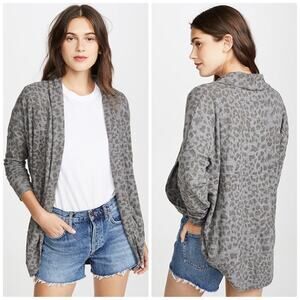 Sundry Women's‎ Gray Leopard Print Long Sleeve Cardigan Size 3 / Large